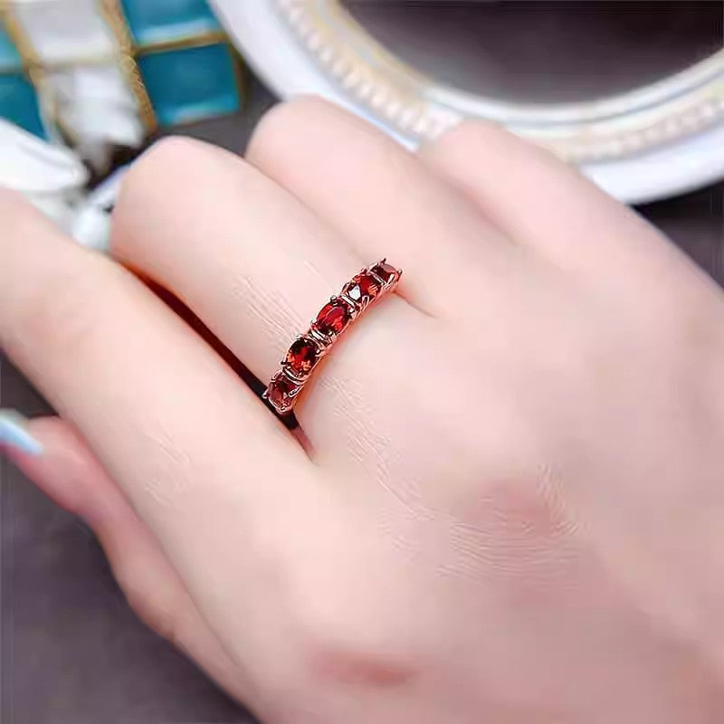Natural Garnet Ring with S925 Silver Setting, Main Stone 3*4mm