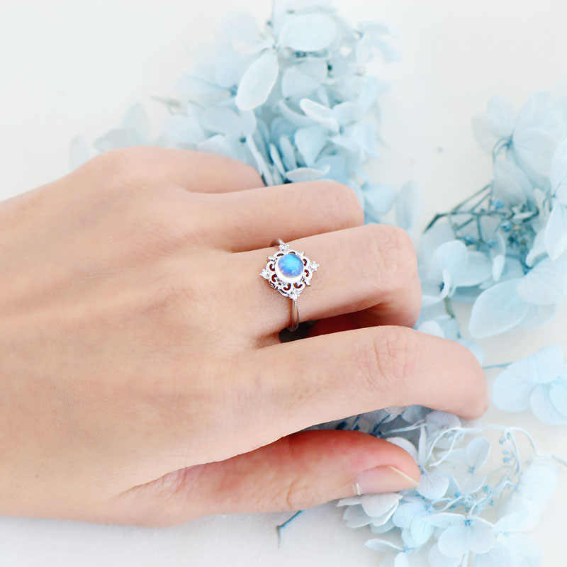 Natural moonstone 925 silver ring