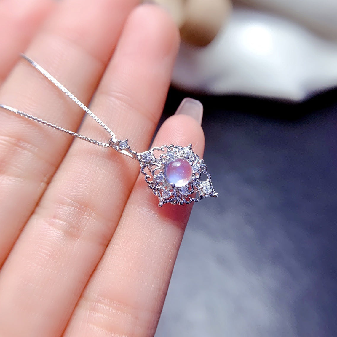 Natural Moonstone Pendant Necklace, S925 Silver Plated with Platinum