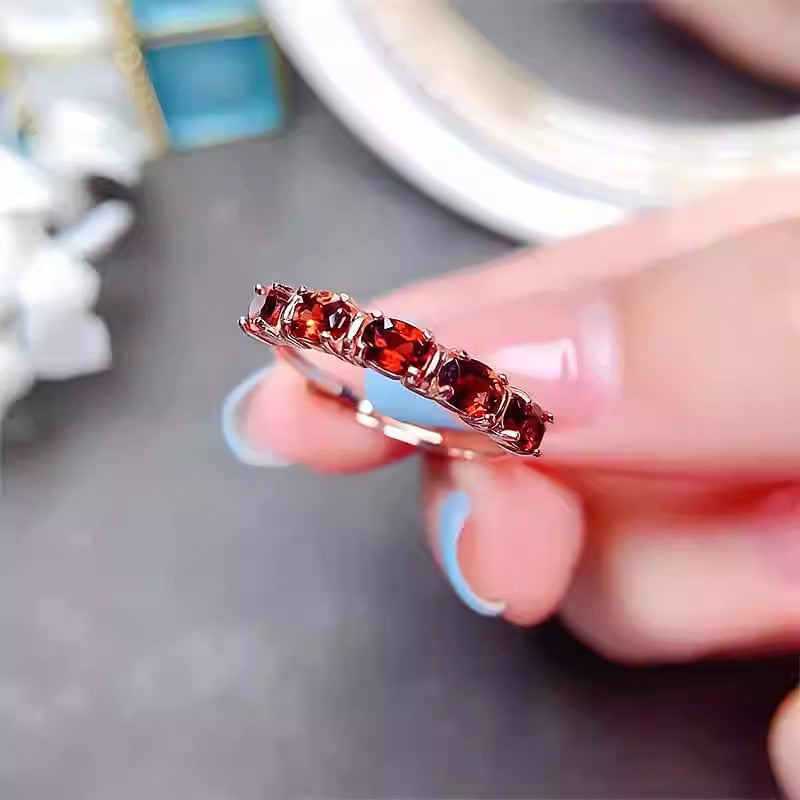 Natural Garnet Ring with S925 Silver Setting, Main Stone 3*4mm