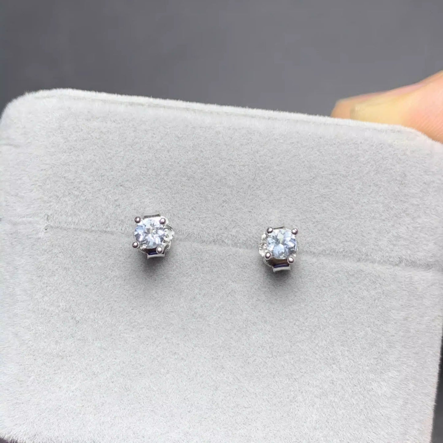 Natural Aquamarine Stud Earrings, 925 Silver Plated with Platinum