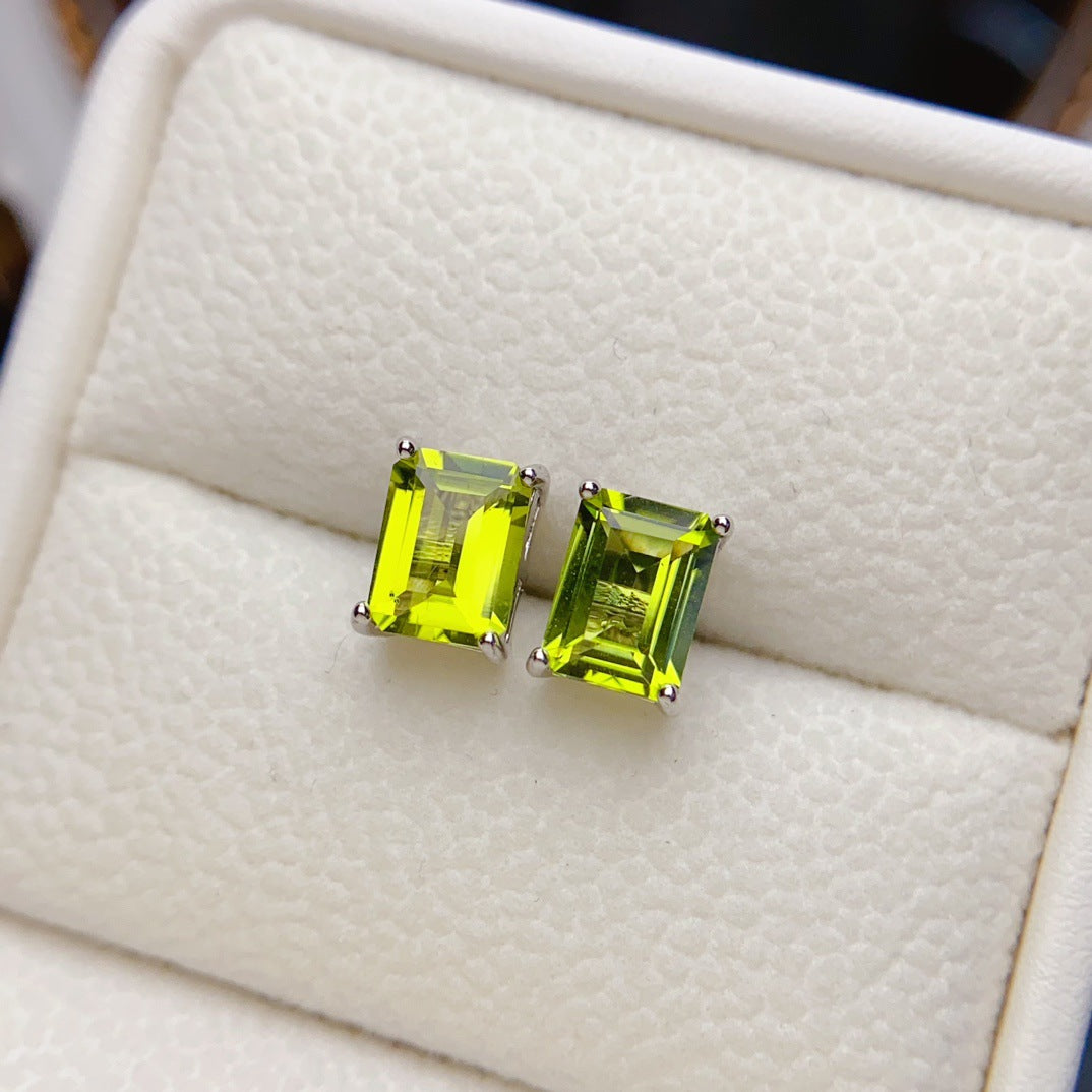 Natural Peridot Earrings, Set in S925 Silver, Main Stone 6x8mm