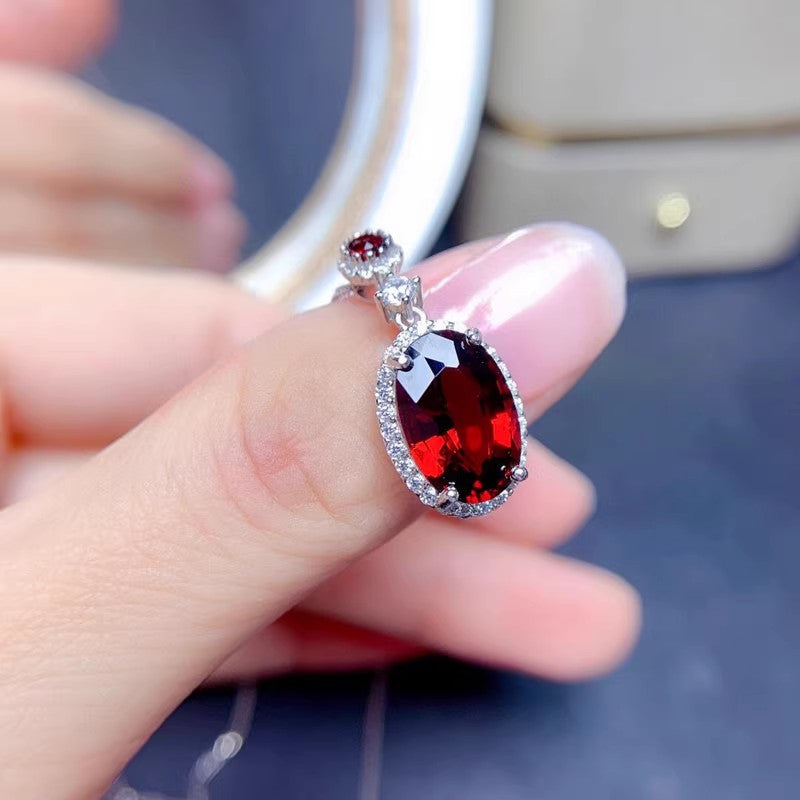 Natural Garnet Pendant Necklace, S925 Silver Plated with Platinum