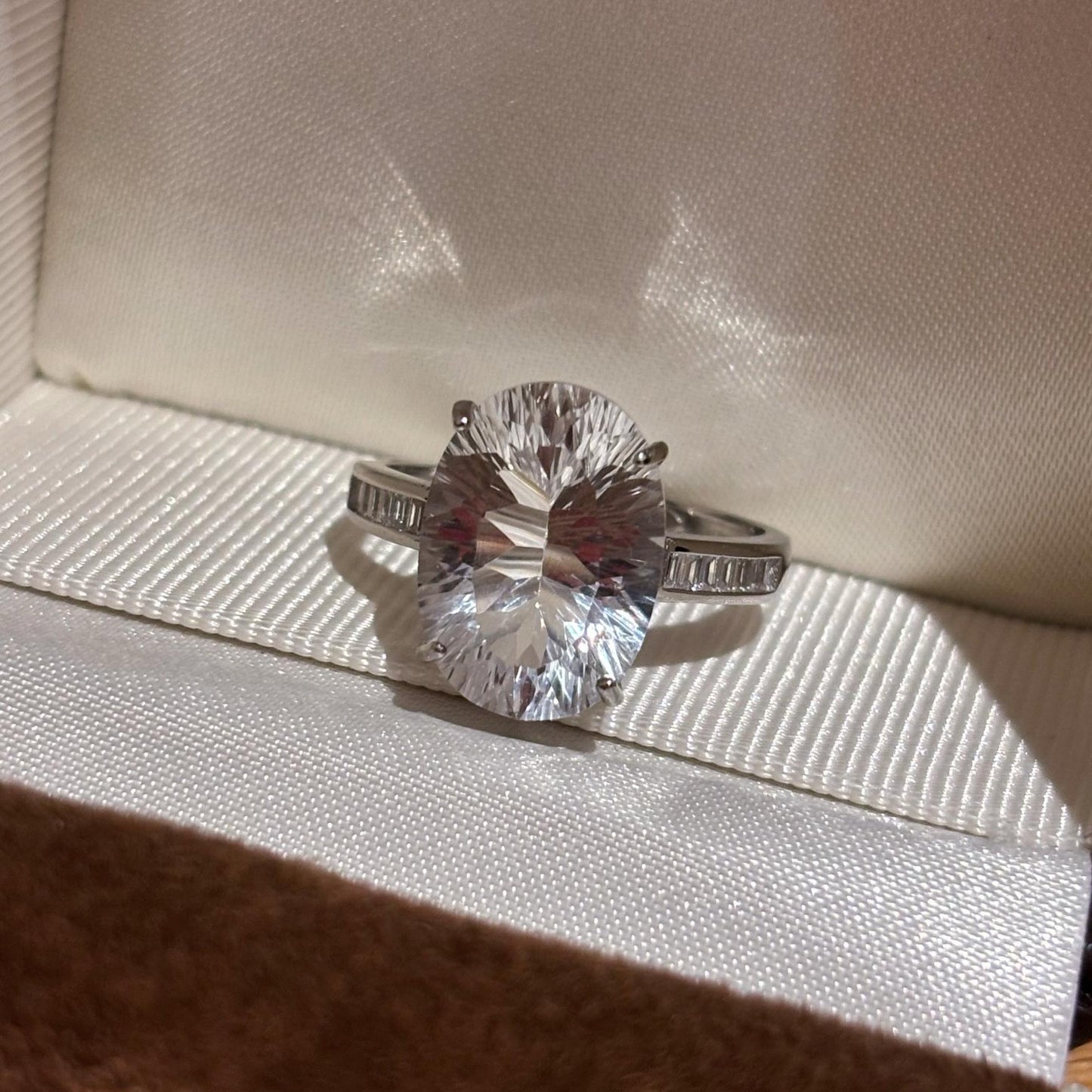 Natural white crystal 925 silver ring